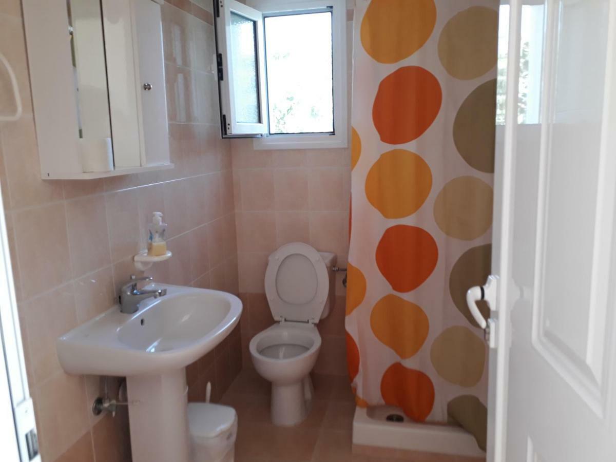 Iremia Rooms Adámasz Kültér fotó